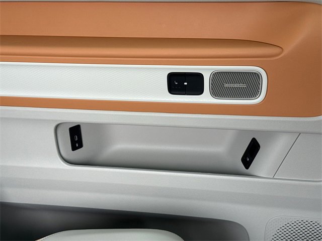 Certified 2025 Volkswagen ID. Buzz 1st Edition image 30