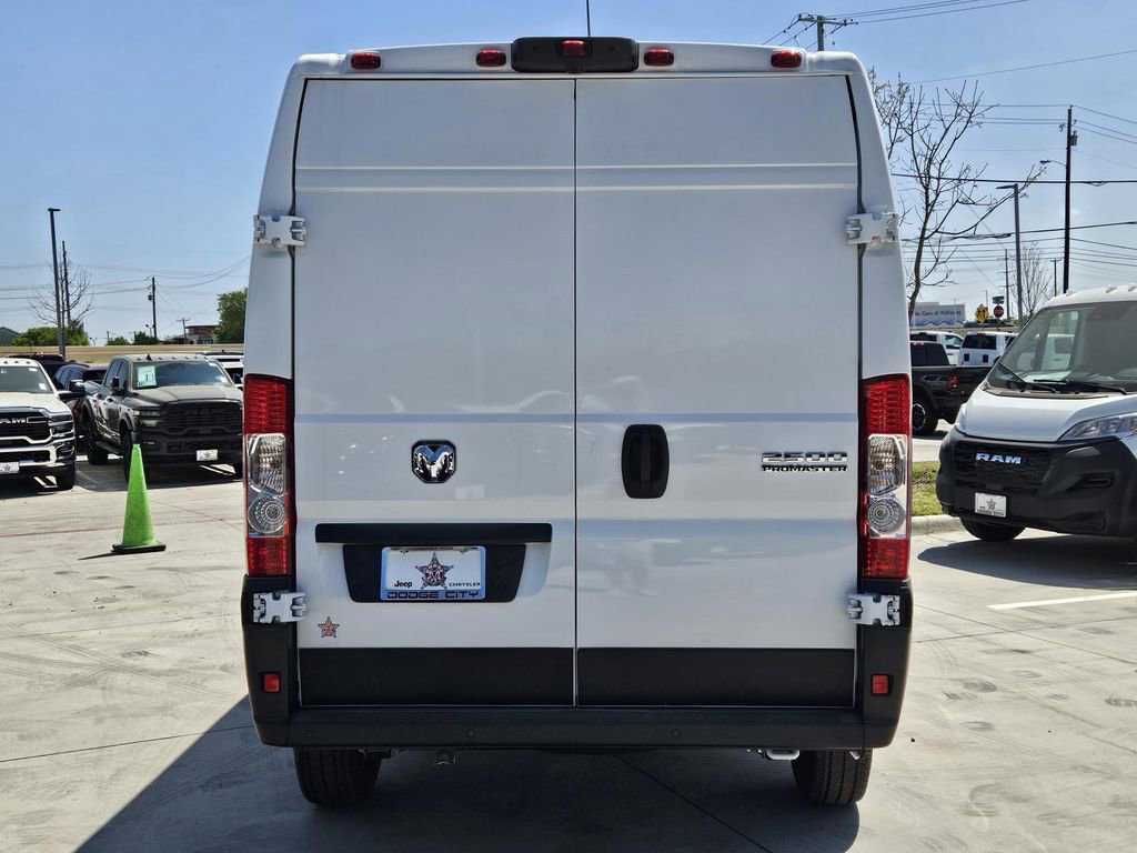 New 2026 RAM ProMaster 2500 w/ Convenience Group image 3