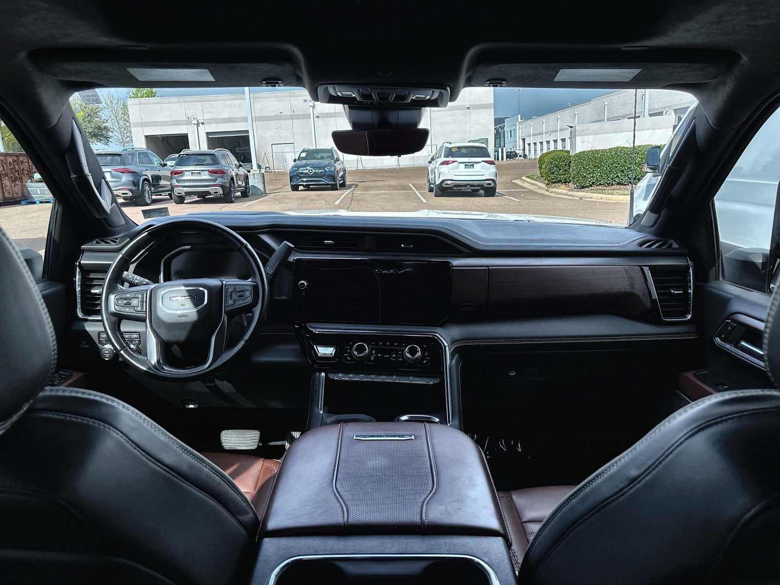 Used 2024 GMC Sierra 3500 Denali Ultimate image 20