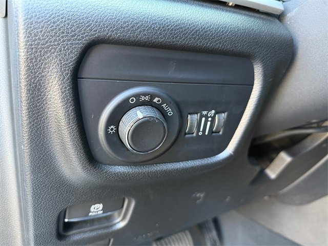 Used 2023 Jeep Grand Cherokee Altitude image 14
