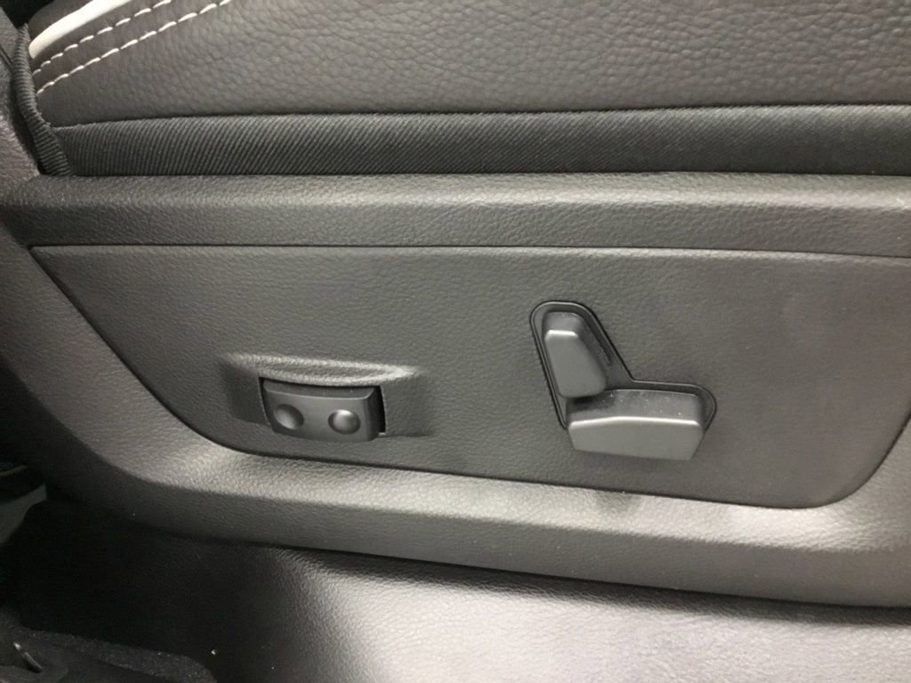 New 2026 RAM 2500 Limited image 24