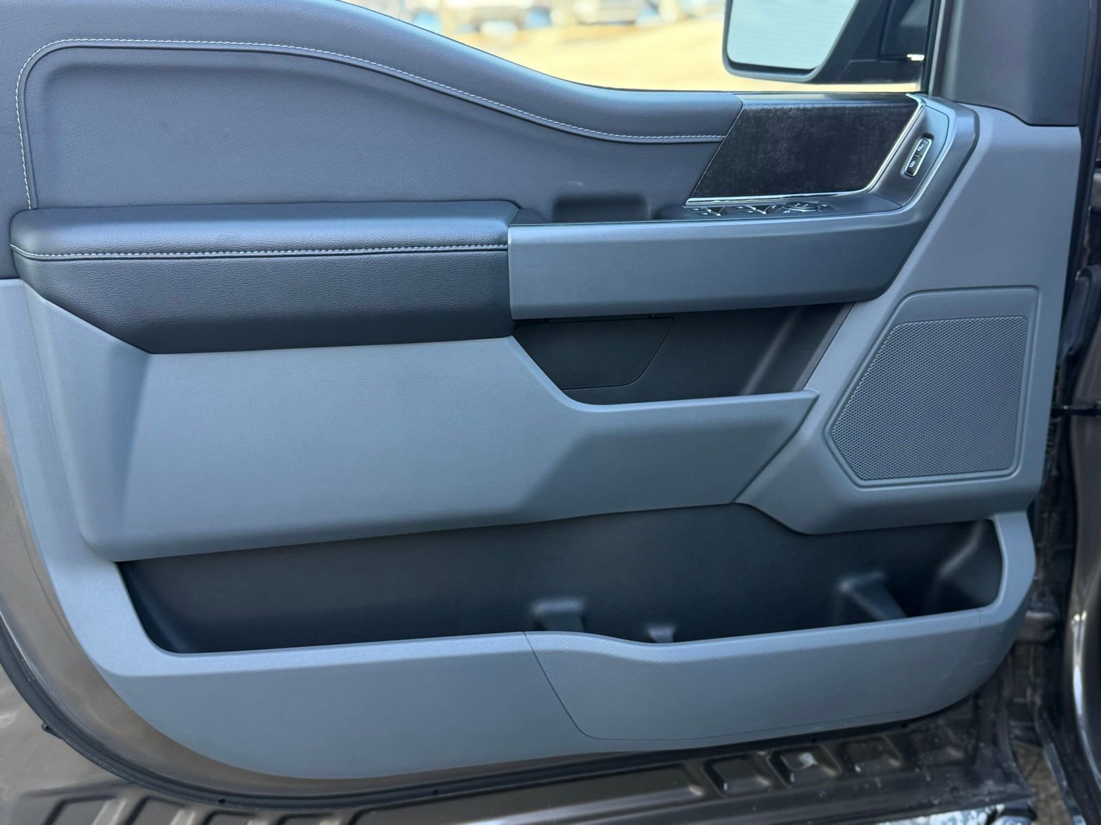 Used 2023 Ford F150 XLT w/ Equipment Group 302A High image 10