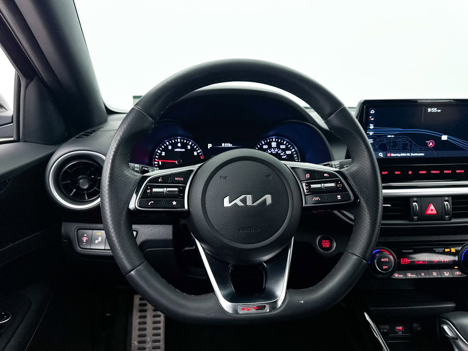 Certified 2024 Kia Forte GT-Line image 3