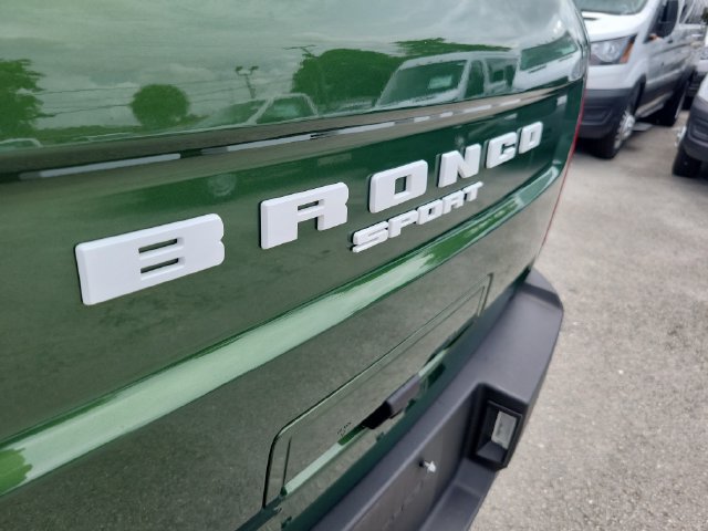 Used 2023 Ford Bronco Sport Outer Banks w/ Tech Package AWD/4WD image 5