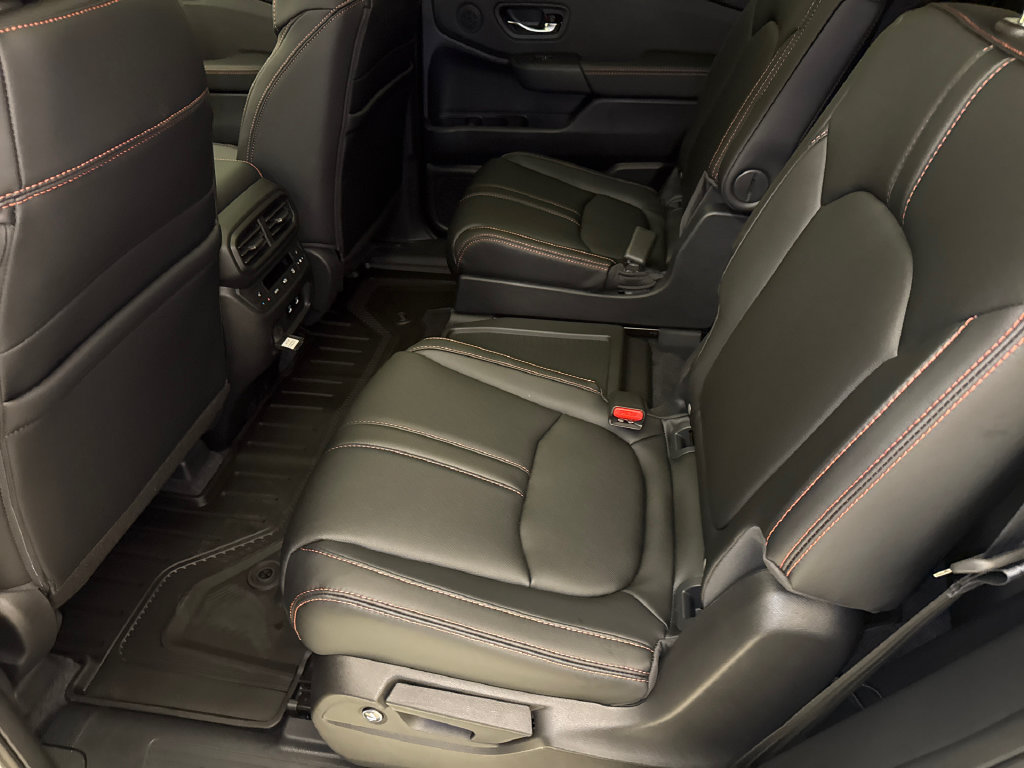 New 2026 Honda Pilot TrailSport image 18