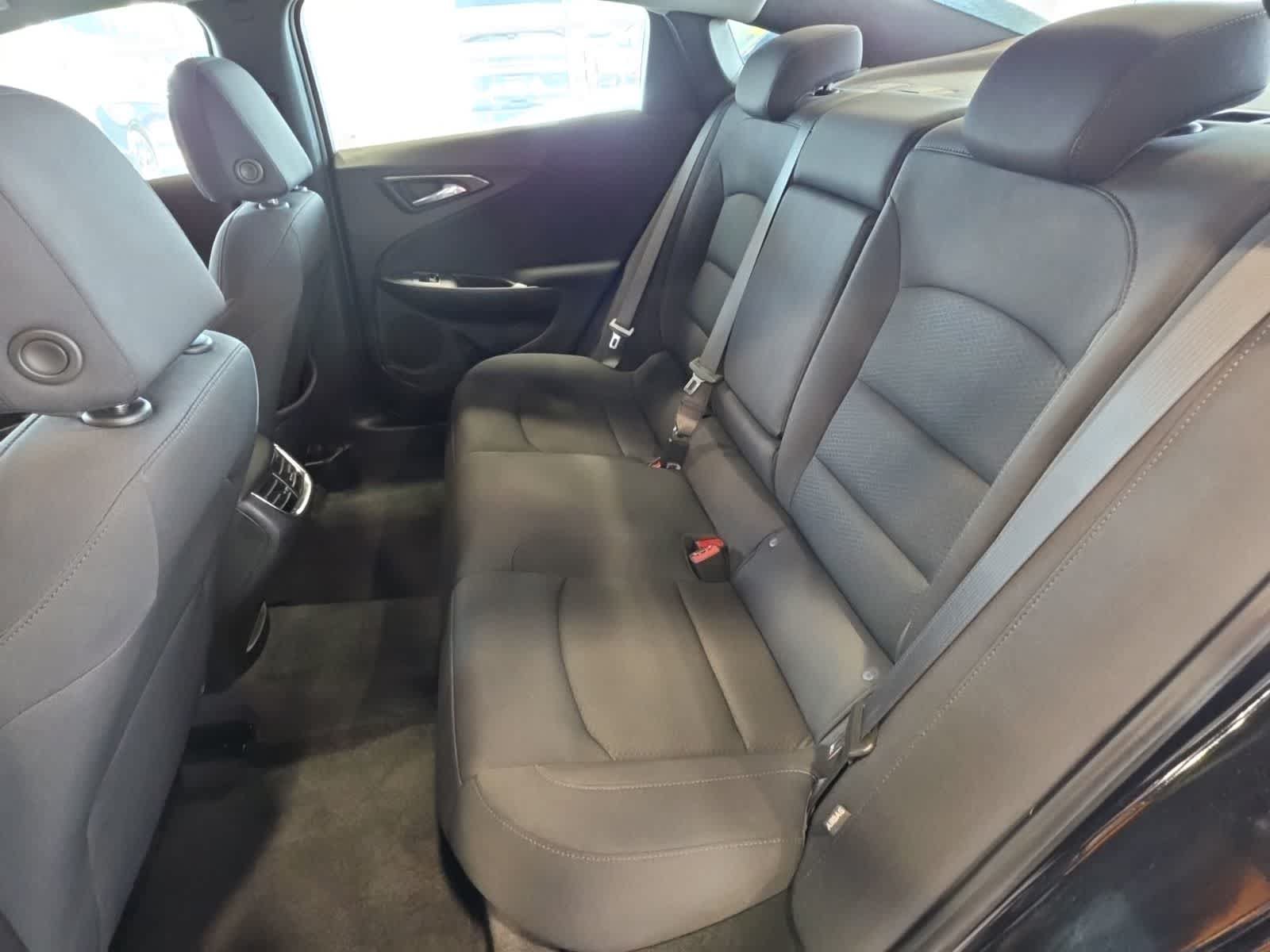 Used 2023 Chevrolet Malibu LT FWD image 29