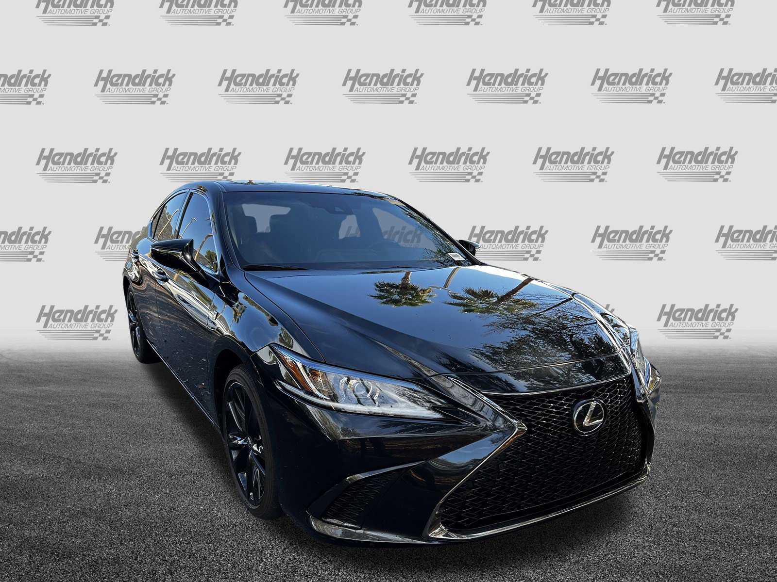 Used 2024 Lexus ES 350 F Sport image 2