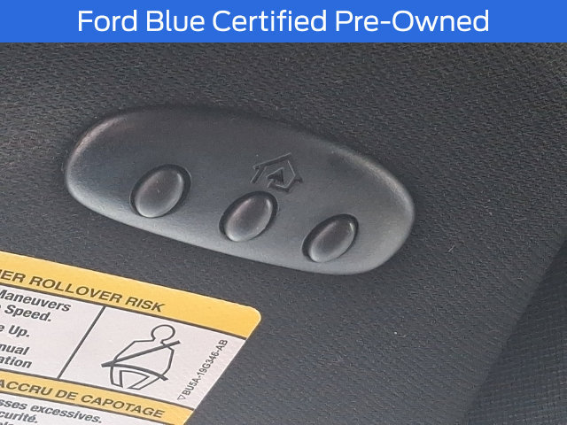 Used 2018 Ford Explorer XLT w/ Equipment Group 202A AWD/4WD image 31