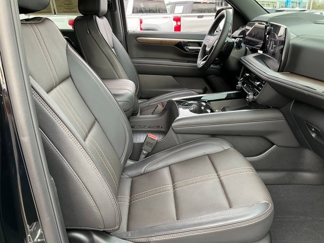 Used 2025 Chevrolet Tahoe High Country image 20