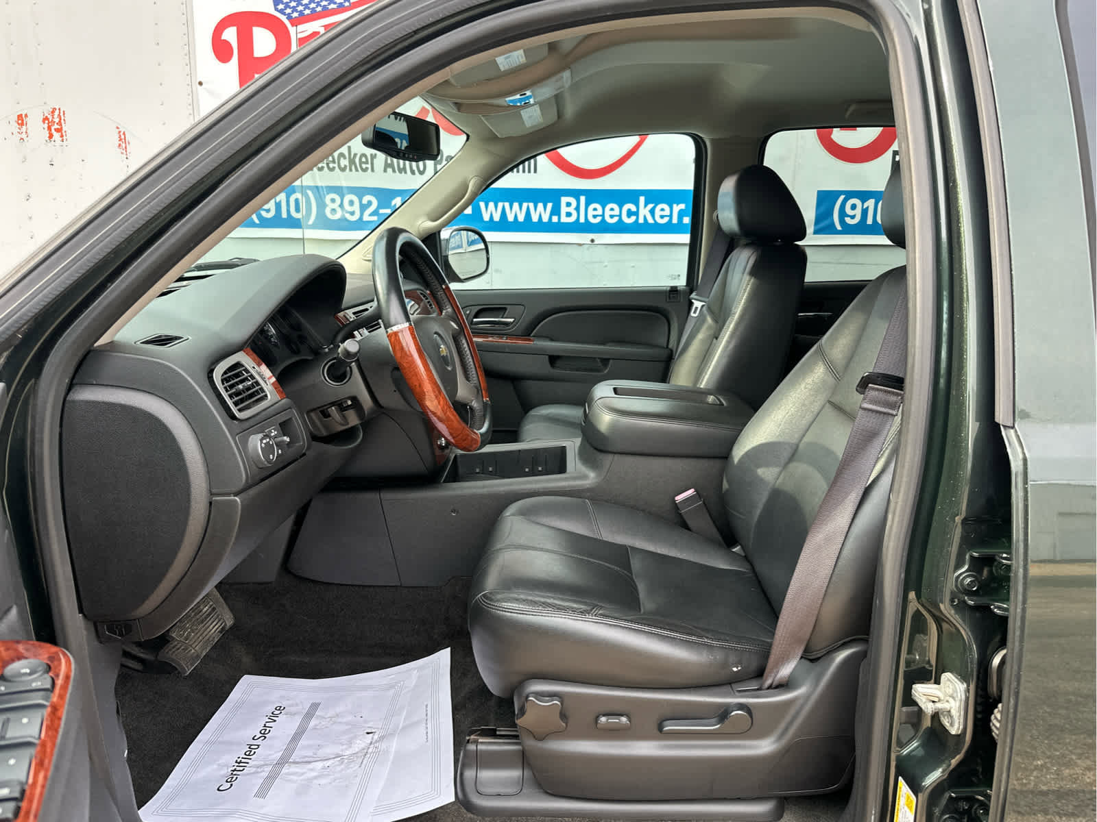 Used 2013 Chevrolet Avalanche LT image 22