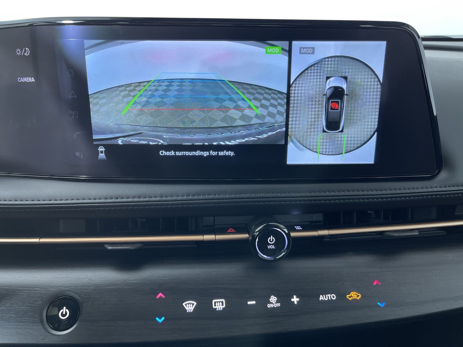 Certified 2024 Nissan Ariya AWD image 19