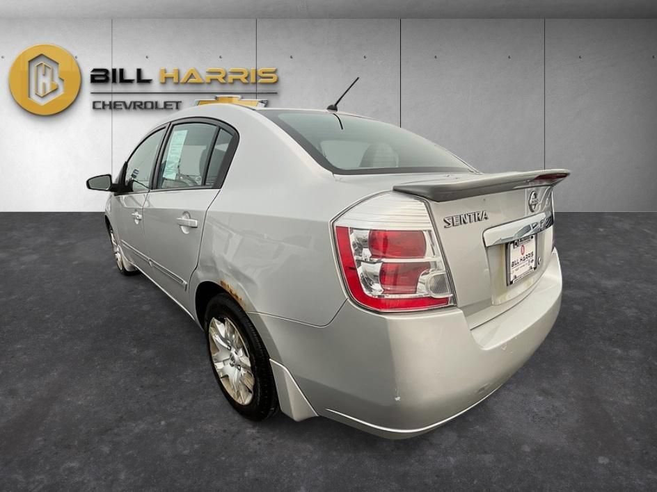 Used 2012 Nissan Sentra 2.0 S FWD image 11