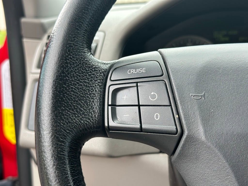 Used 2006 Volvo V50 2.4i FWD image 31