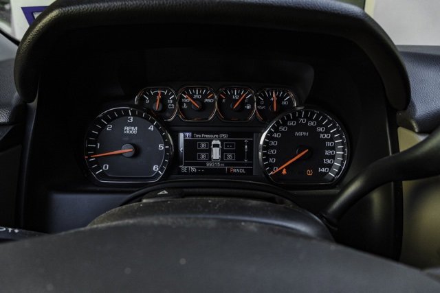 Used 2017 GMC Yukon SLT w/ HD Trailering Package image 14