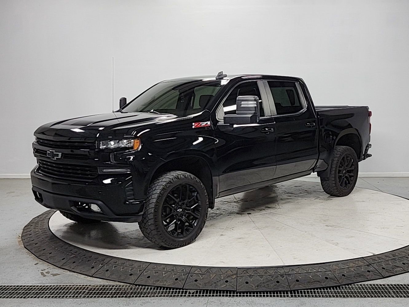 Used 2022 Chevrolet Silverado 1500 RST w/ Z71 Off-Road Package image 3