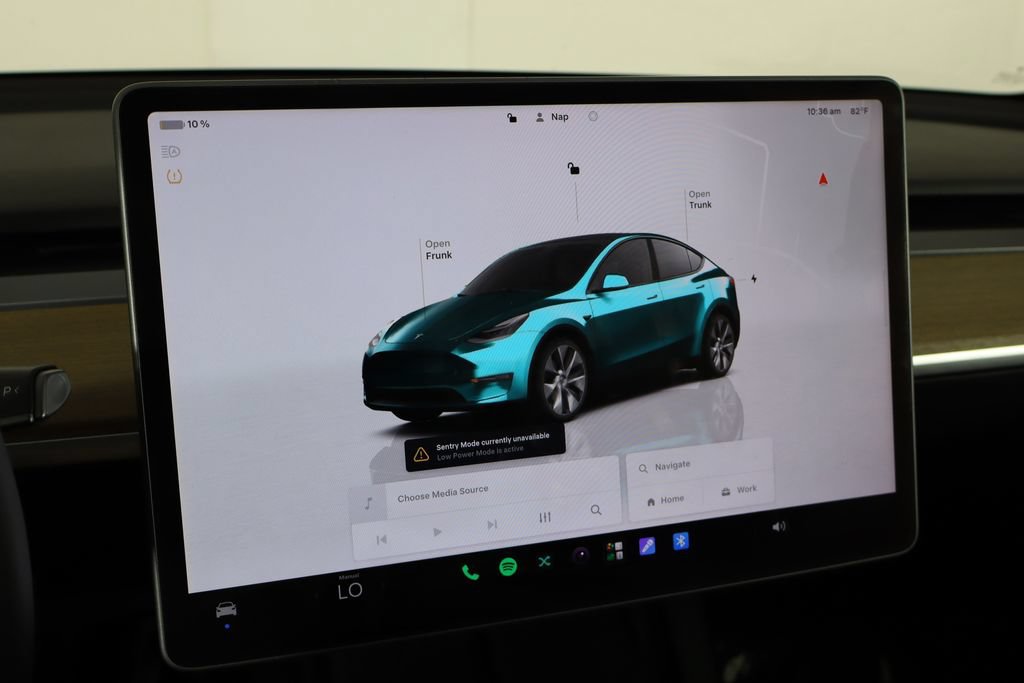 Used 2022 Tesla Model Y Long Range AWD/4WD image 24