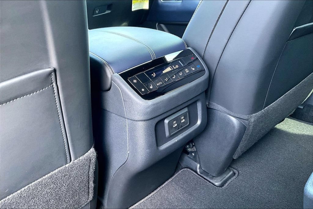 Used 2026 INFINITI QX60 Sport AWD/4WD image 33