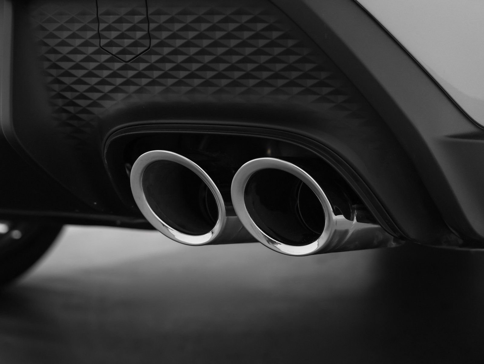 New 2026 Porsche Macan image 16