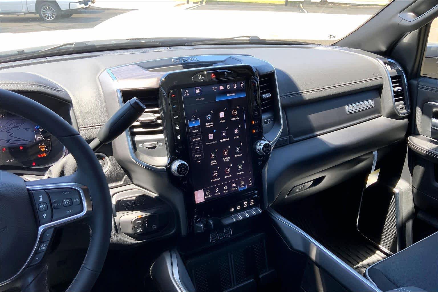 New 2026 RAM 2500 Laramie AWD/4WD image 6