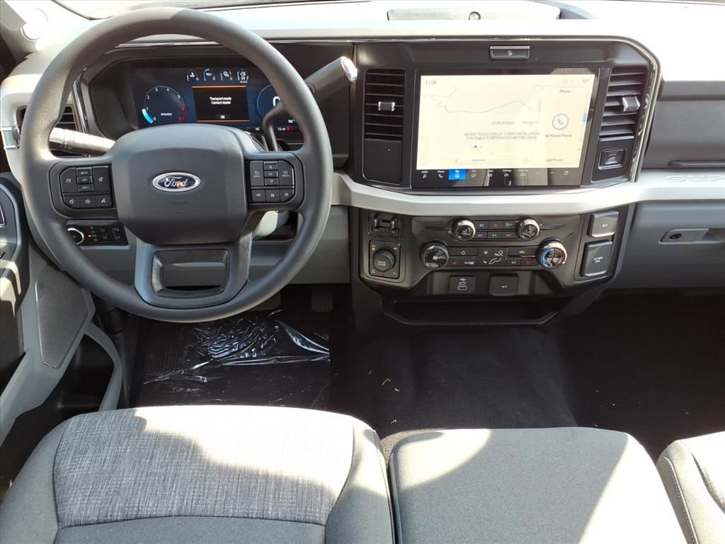 New 2026 Ford F250 4x4 Crew Cab Super Duty image 17