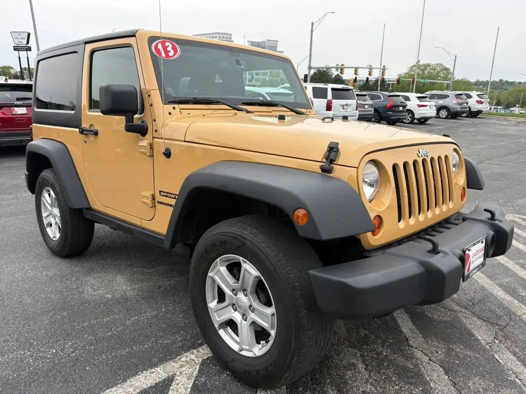 Used 2013 Jeep Wrangler Sport AWD/4WD image 7