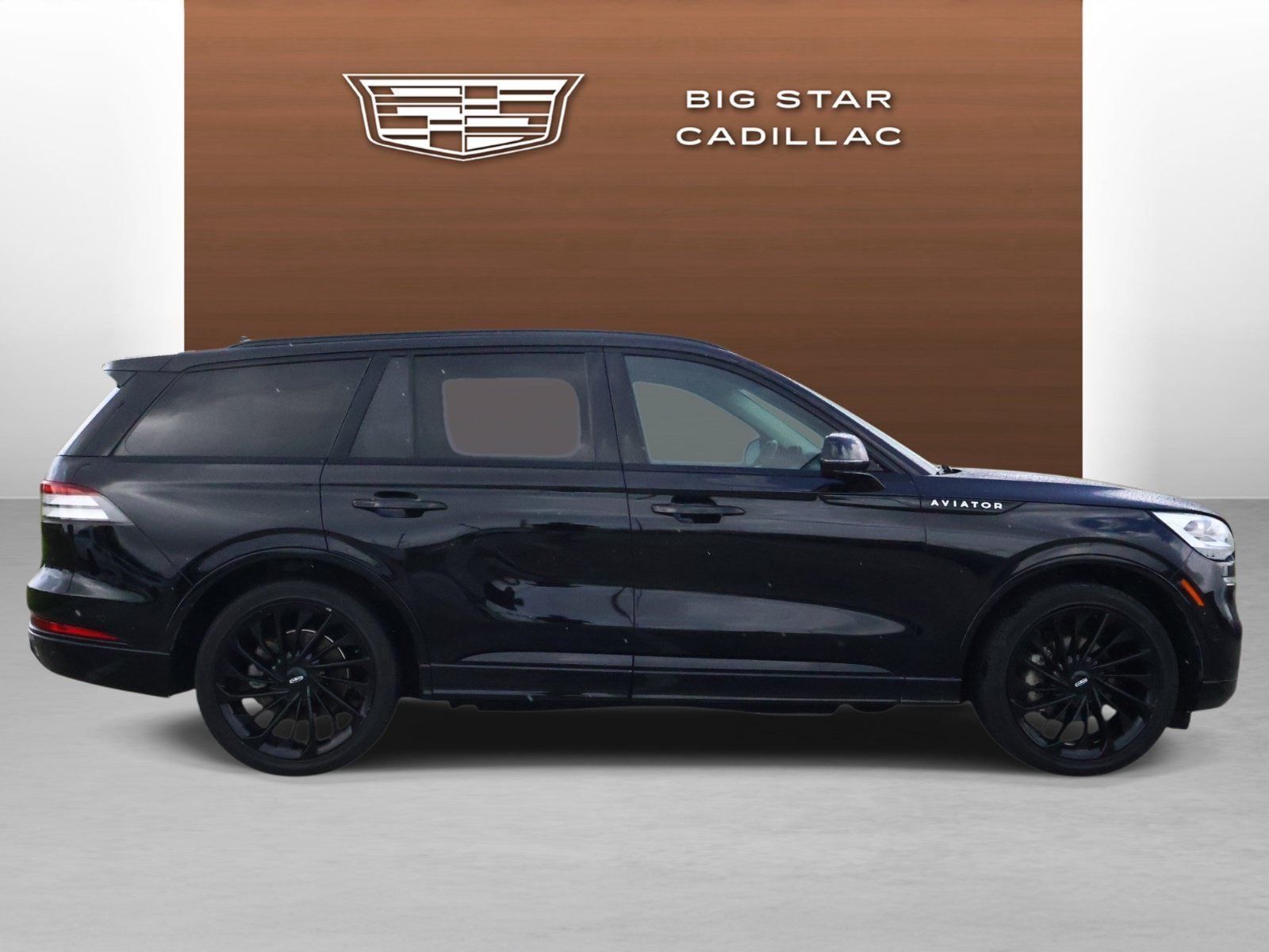 Used 2023 Lincoln Aviator Black Label w/ Jet Package AWD/4WD image 6