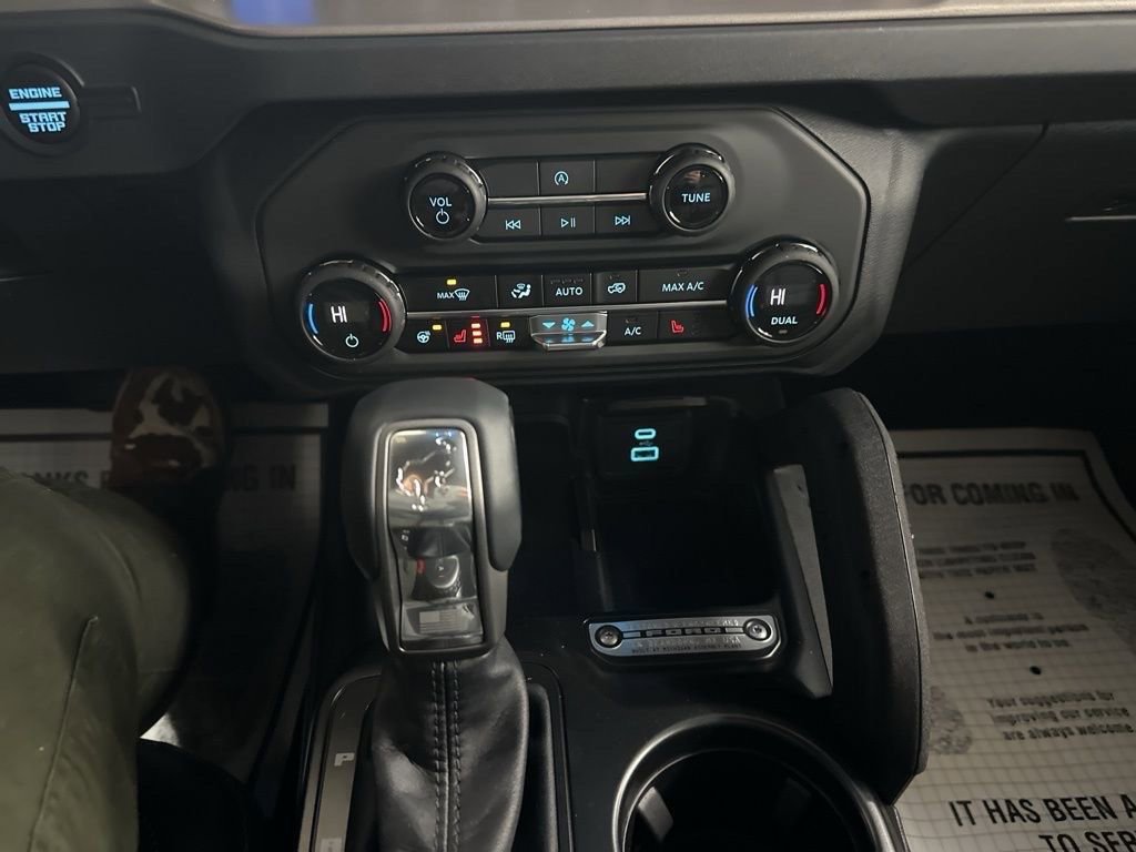 New 2025 Ford Bronco Outer Banks w/ Sasquatch Package AWD/4WD image 37