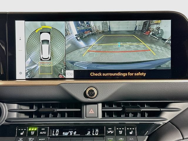 New 2026 Toyota Crown Signia AWD/4WD image 18