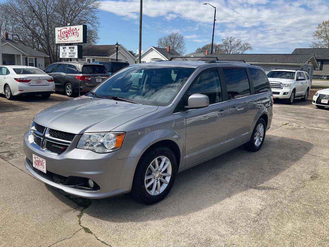 Used 2019 Dodge Grand Caravan SXT FWD image 7