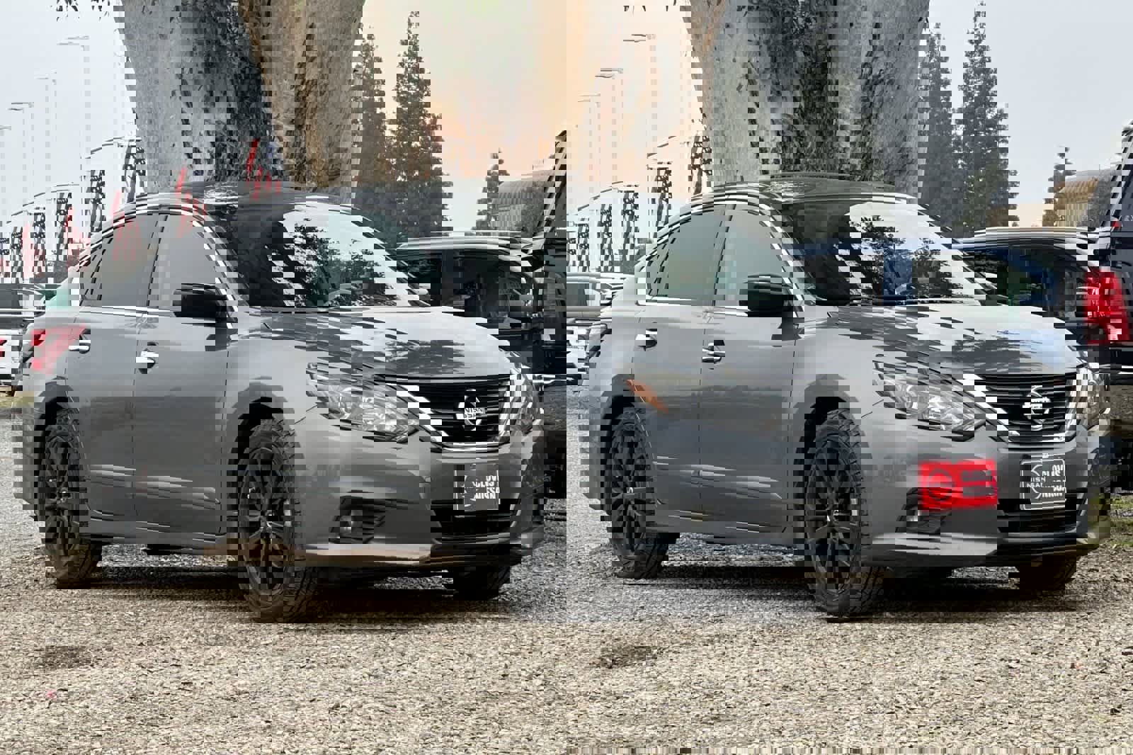 Used 2017 Nissan Altima 2.5 SR w/ Midnight Edition Package image 10