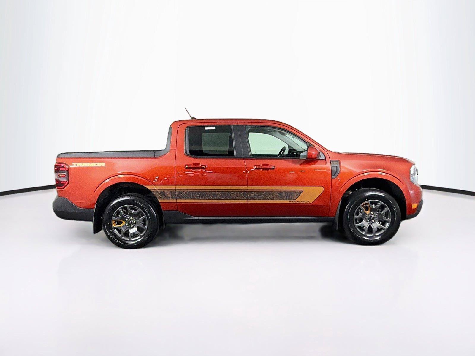 Used 2023 Ford Maverick Tremor w/ Tremor Off-Road Package AWD/4WD image 12