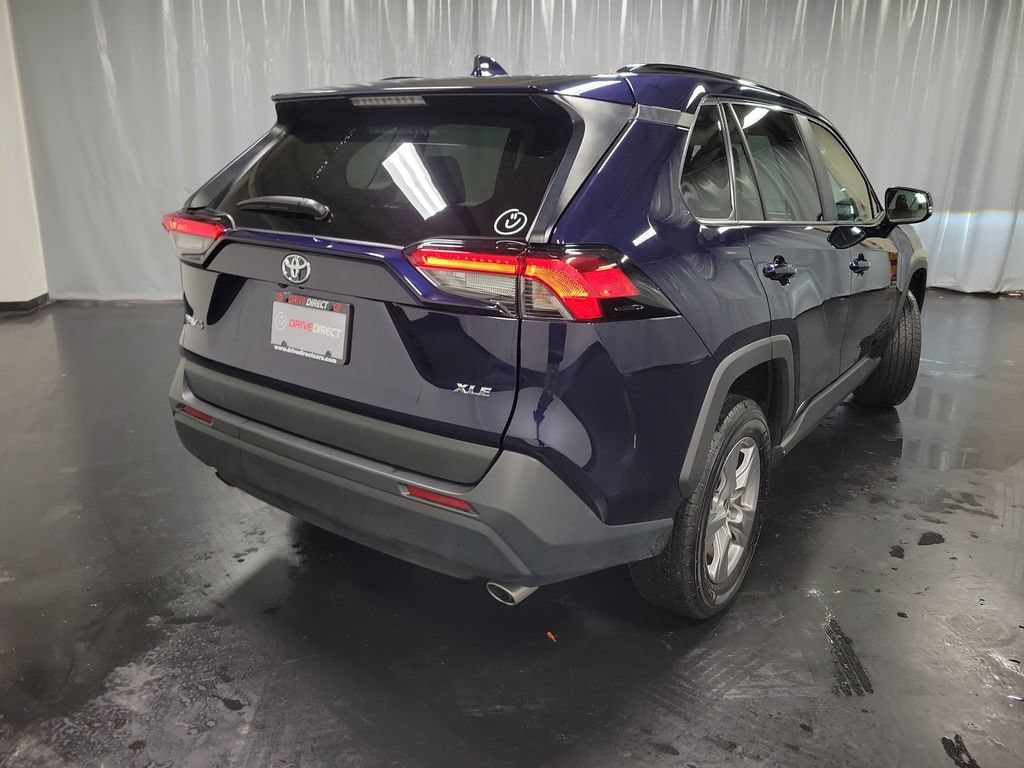Used 2025 Toyota RAV4 XLE FWD image 8