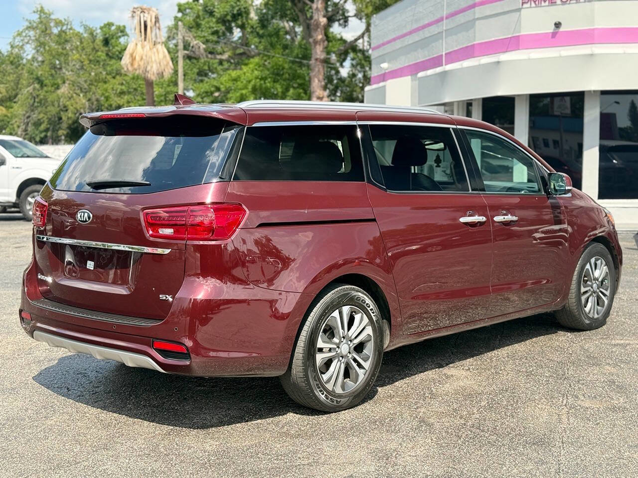 Used 2020 Kia Sedona SX image 7