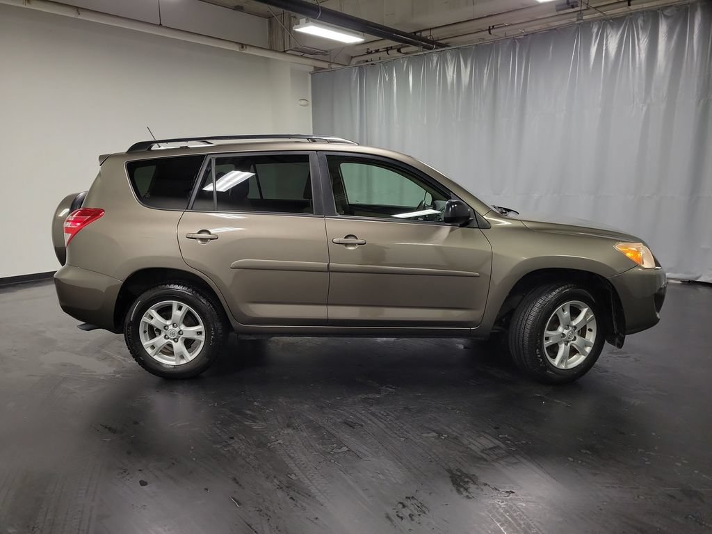 Used 2011 Toyota RAV4 4WD w/ Upgrade Value Pkg image 10