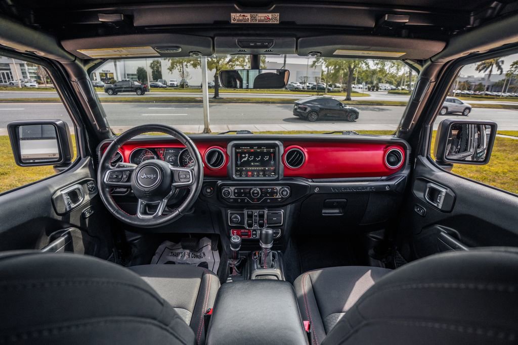 Used 2022 Jeep Wrangler Unlimited Rubicon AWD/4WD image 20