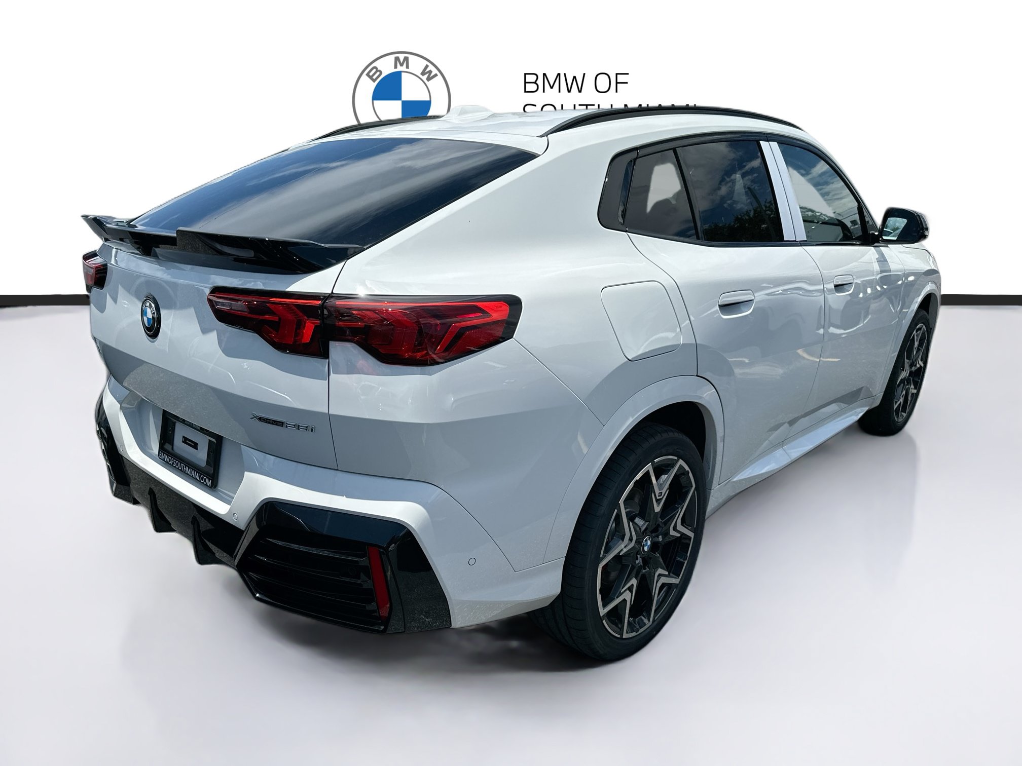 New 2026 BMW X2 xDrive28i w/ Technology Package AWD/4WD image 6