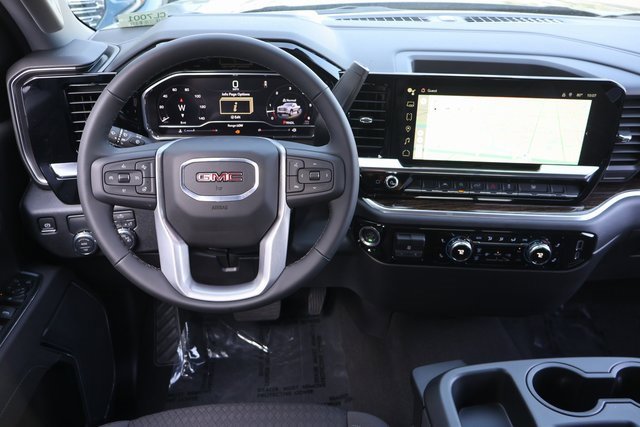New 2025 GMC Sierra 1500 SLE w/ Preferred Package image 14