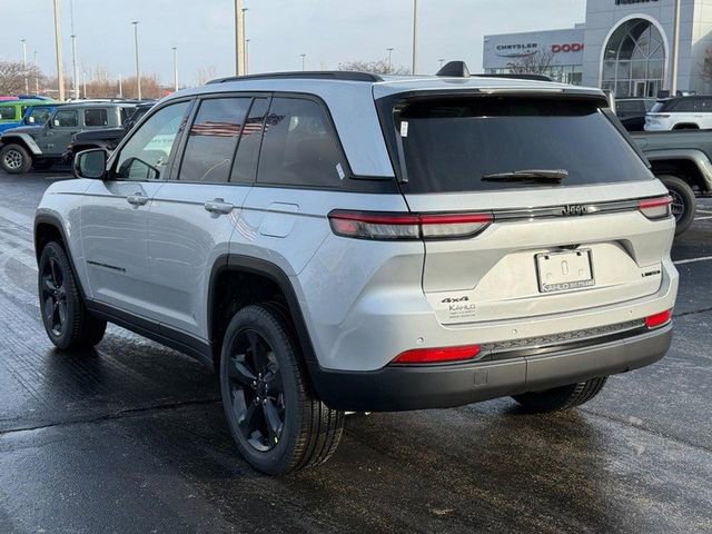 New 2025 Jeep Grand Cherokee Limited w/ Black Appearance Package image 5
