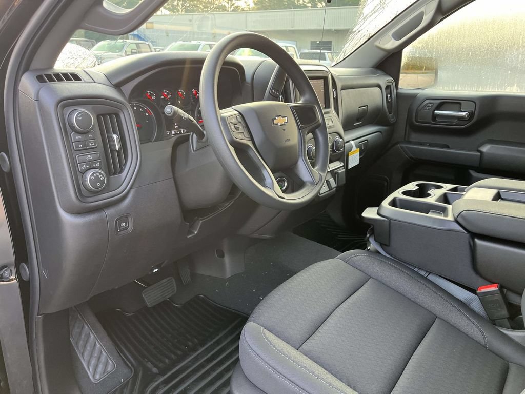 New 2026 Chevrolet Silverado 1500 Custom AWD/4WD image 15