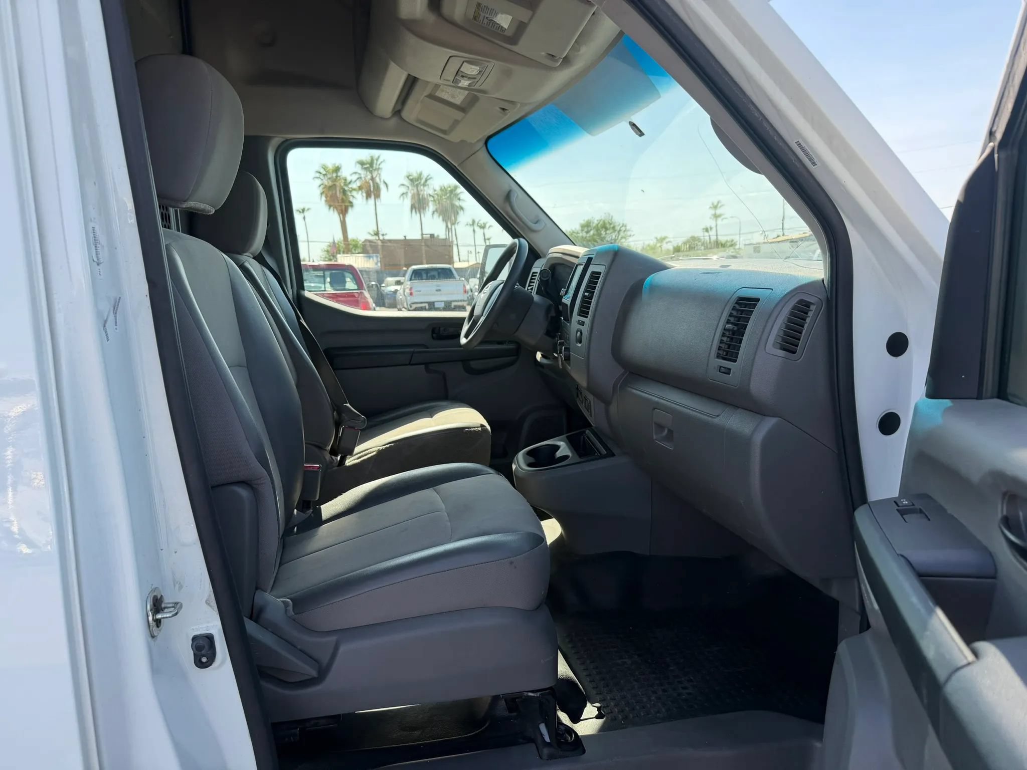 Used 2021 Nissan NV 2500 S RWD image 24