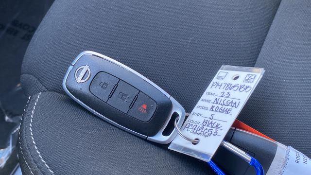 Used 2023 Nissan Rogue S image 20