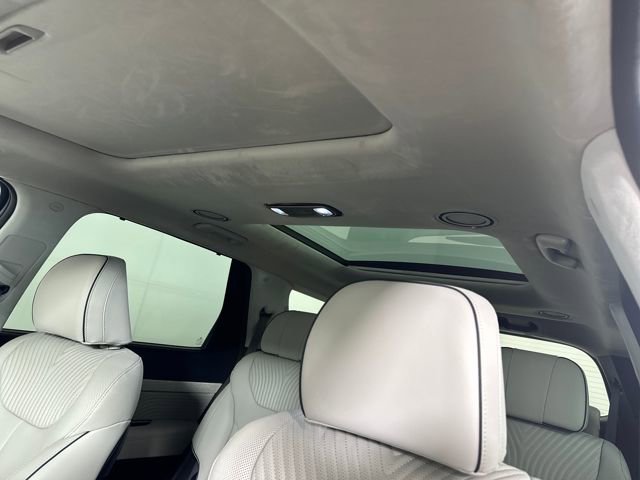 Used 2024 Hyundai Palisade Calligraphy image 12
