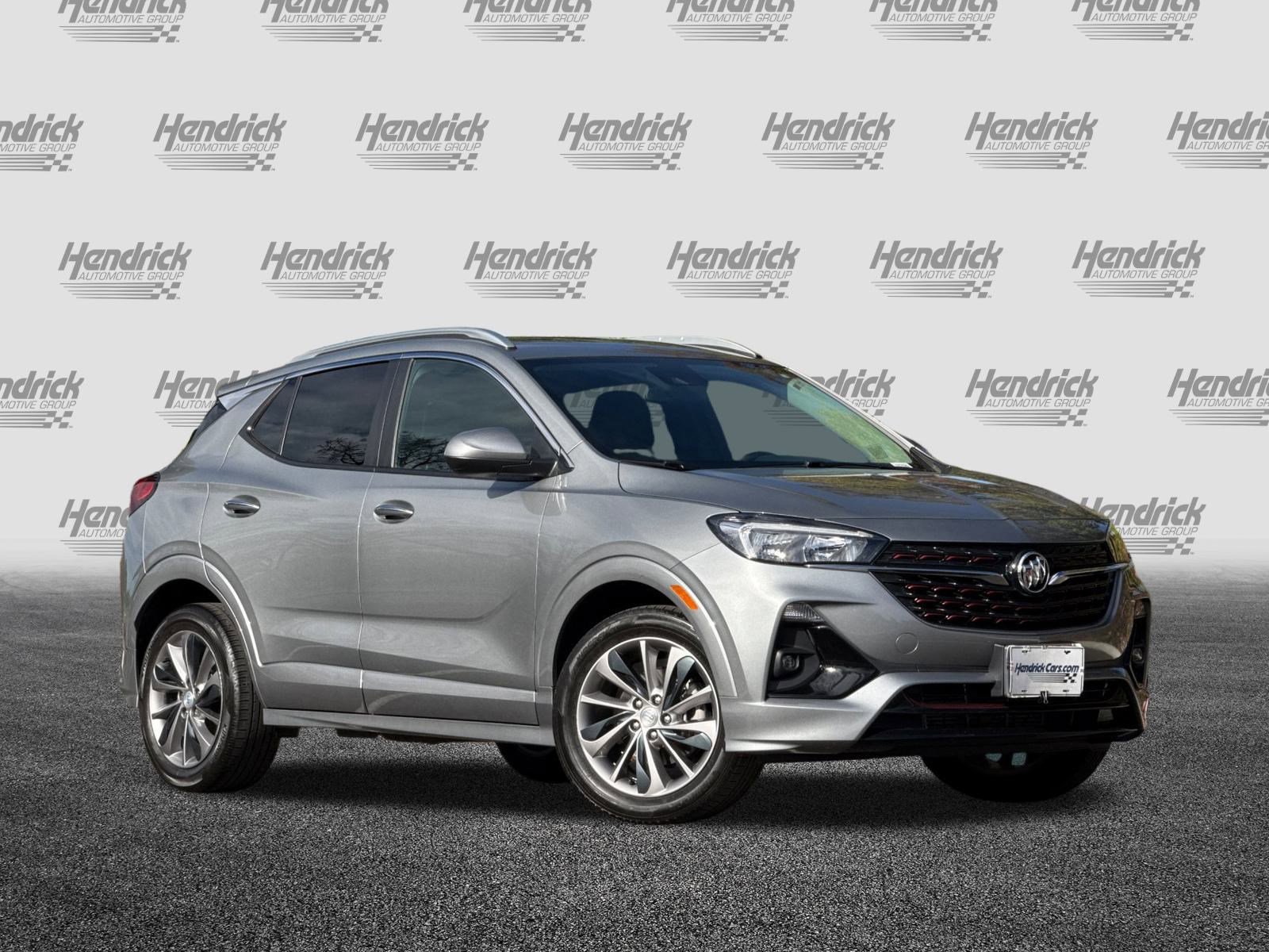 Used 2023 Buick Encore GX Select w/ Sport Touring Package image 2