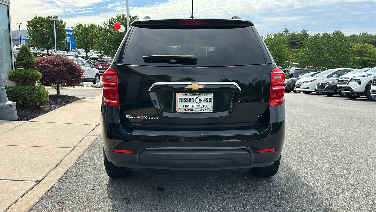 Used 2017 Chevrolet Equinox LT w/ Convenience Package AWD/4WD image 6