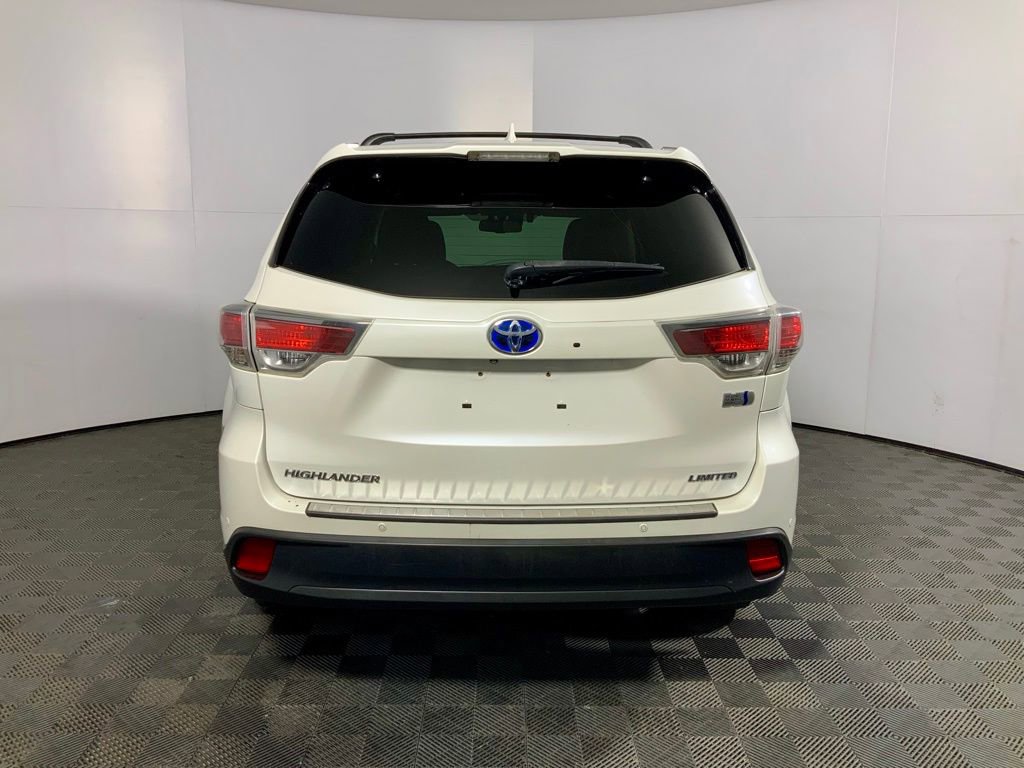 Used 2016 Toyota Highlander Limited Platinum image 11