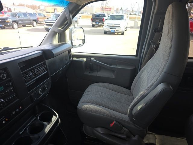 Used 2017 Chevrolet Express 3500 LS w/ Cold Climate Package image 16