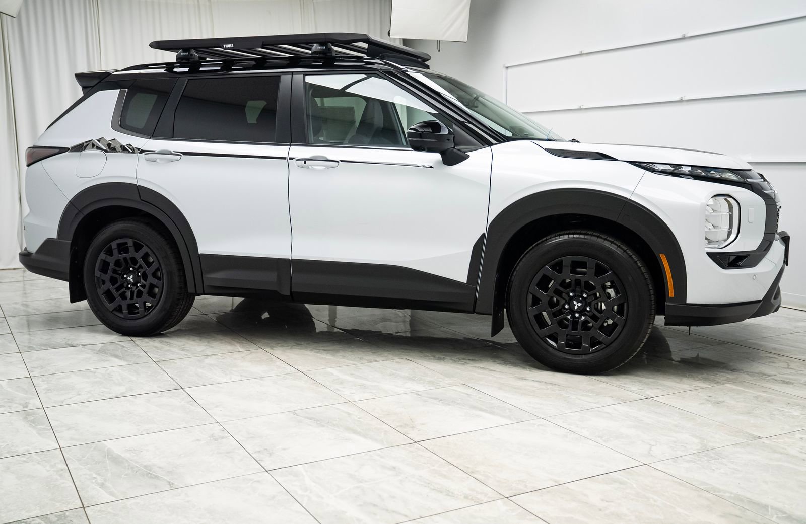 New 2026 Mitsubishi Outlander Trail Edition image 2