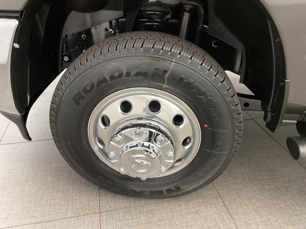 New 2026 RAM 3500 Tradesman image 8