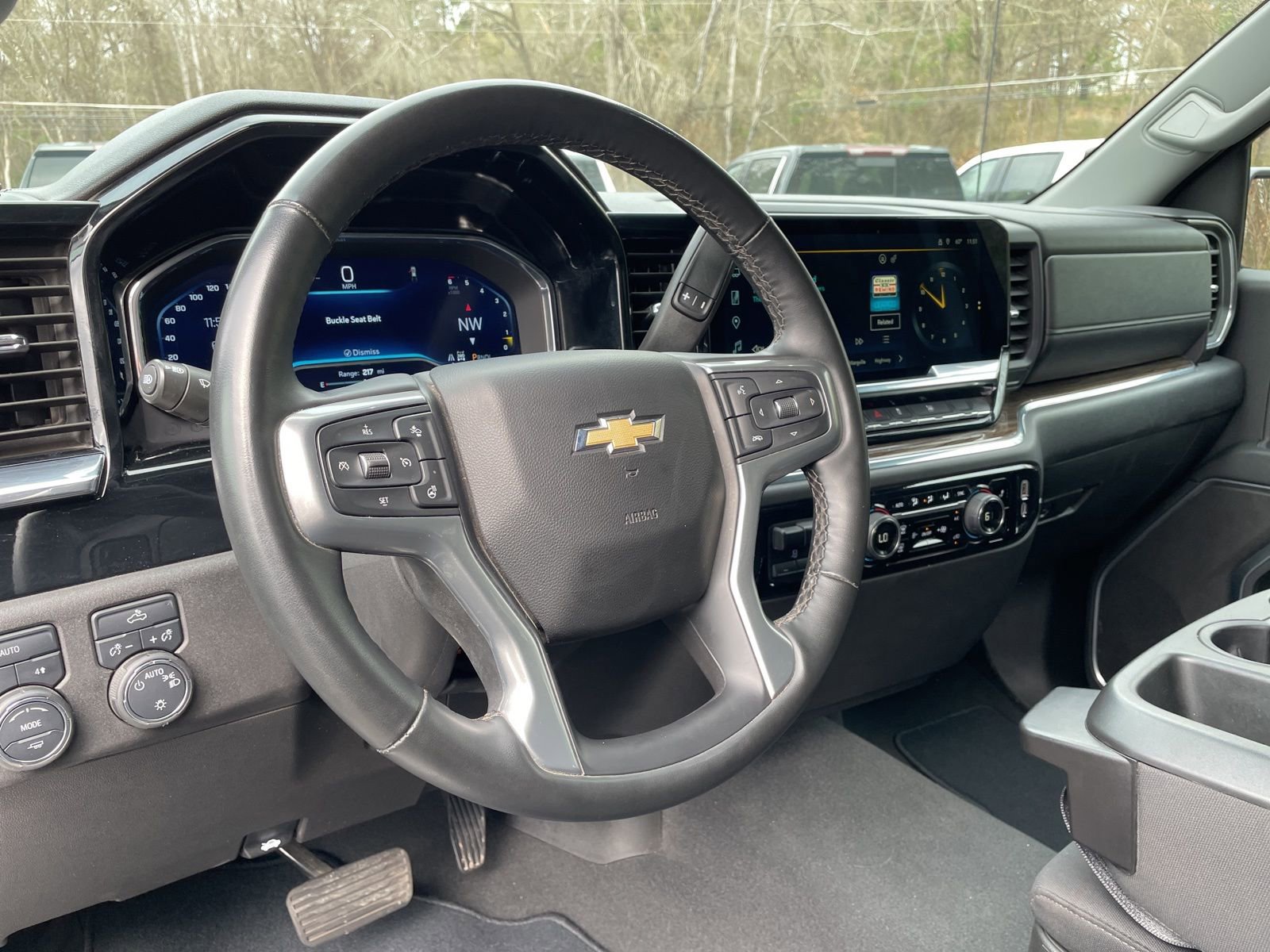 Used 2025 Chevrolet Silverado 1500 LT image 21