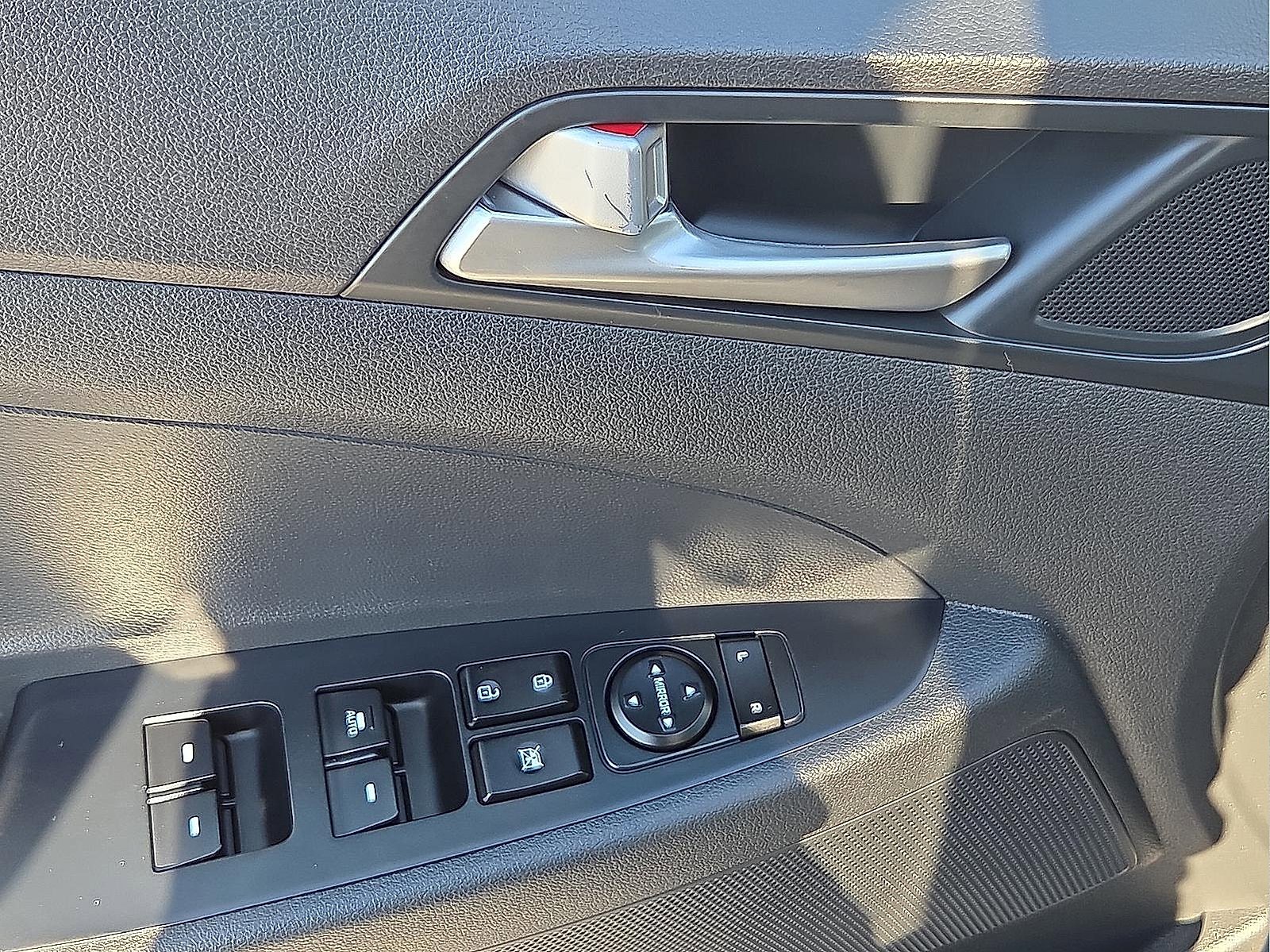 Used 2020 Hyundai Tucson Sport image 13